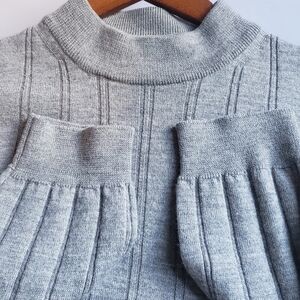 Grant Thomas Crew Neck 100% Italian Fine Merino Wool Sweater Men’s XL Gray Color